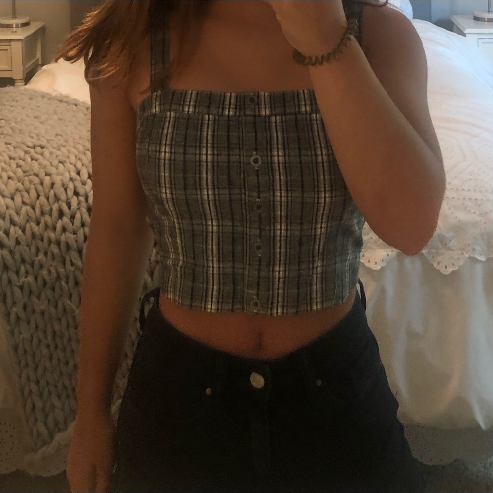crop top